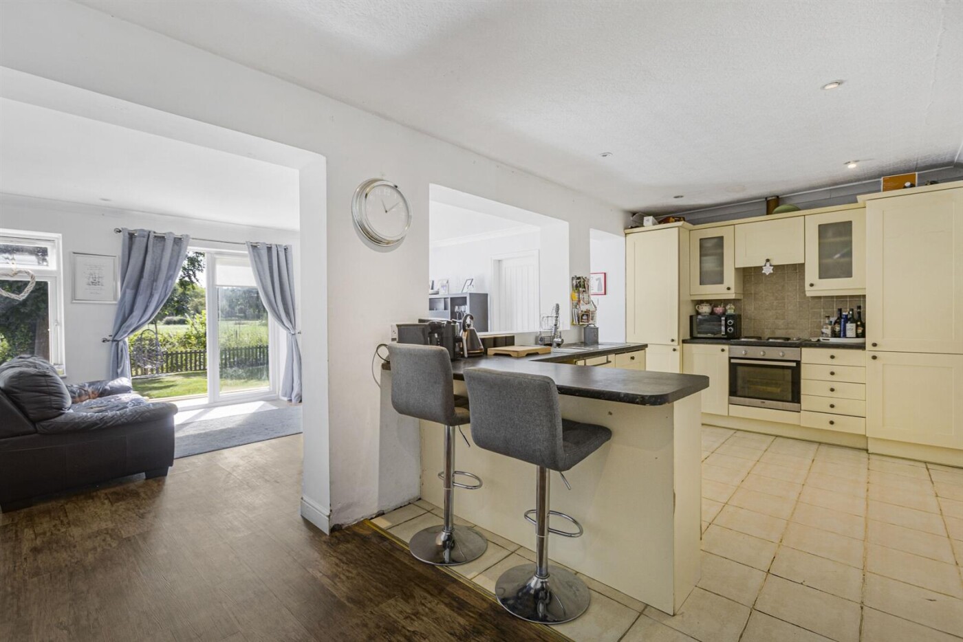 Stapleford Village, Hertford - Image 7