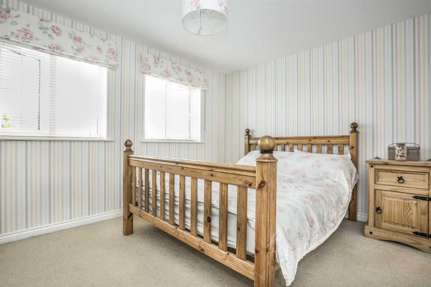 Stoney Fields, Watton At Stone - Image 13