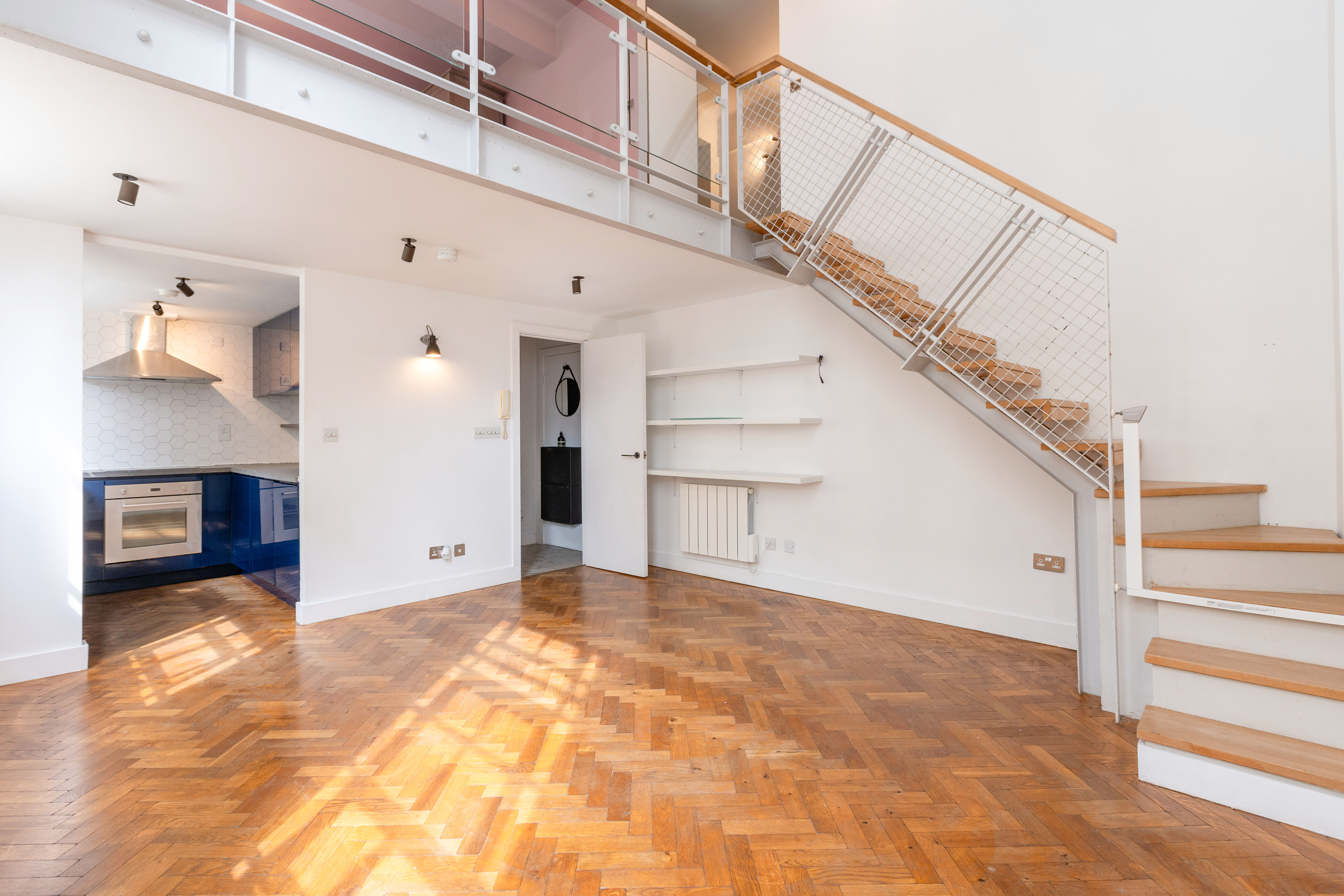 Manor Gardens, Islington - Image 2