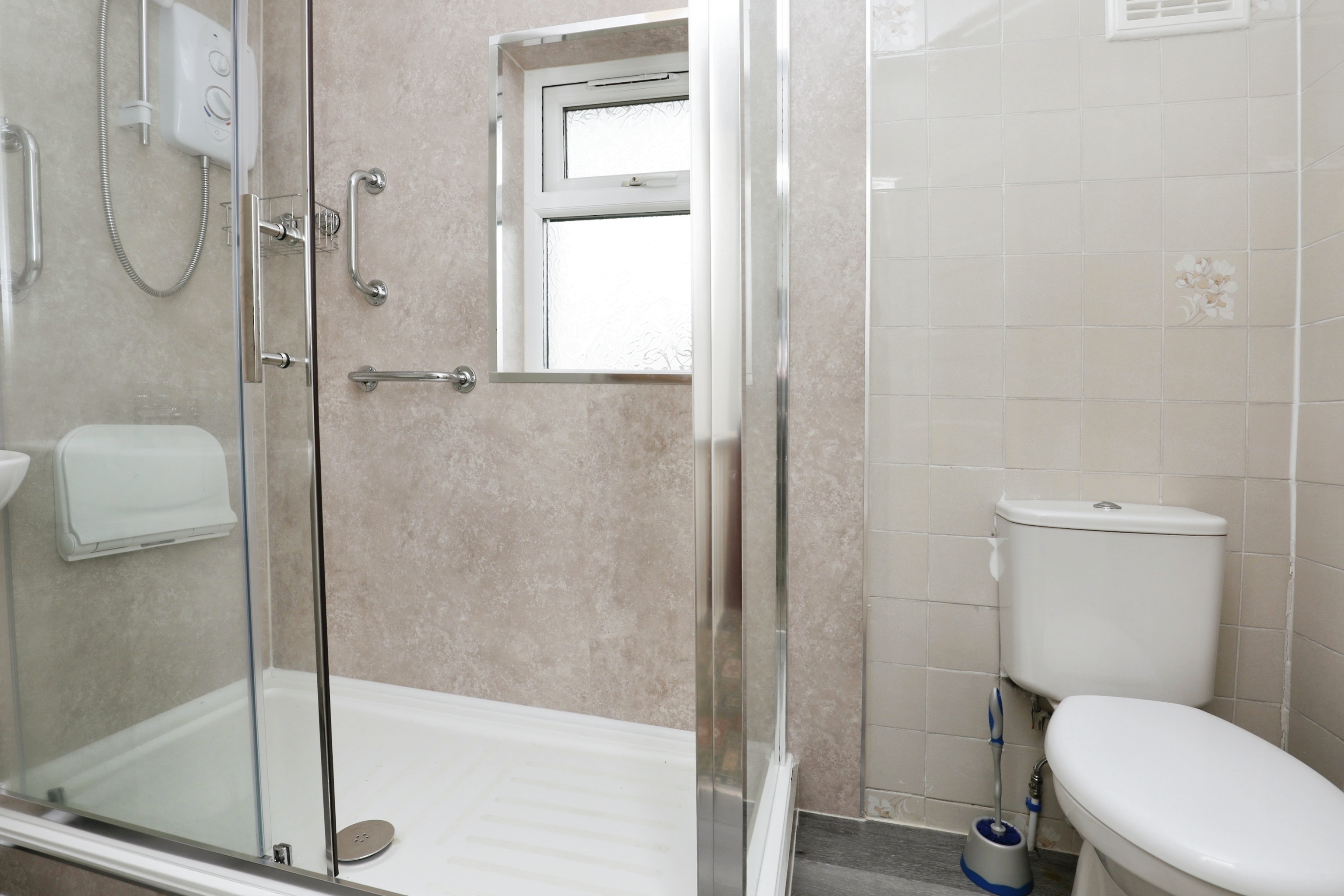 Alderville Road, Liverpool - Image 12