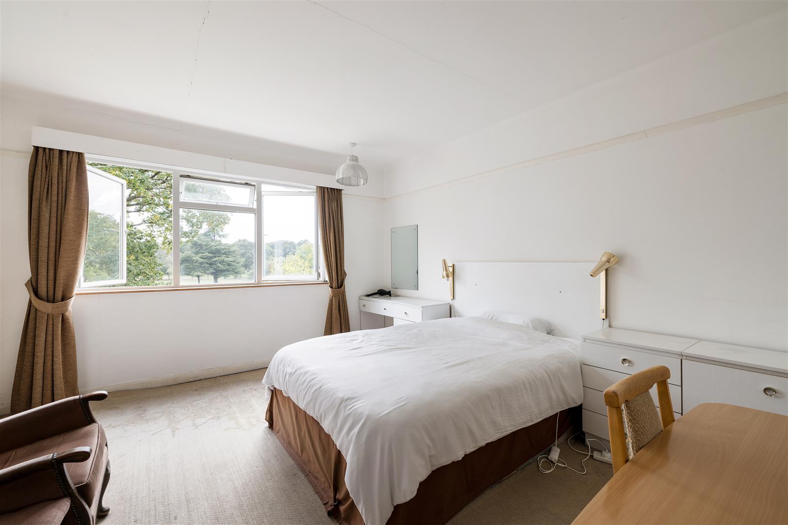 The Warren Drive, Wanstead - Image 6