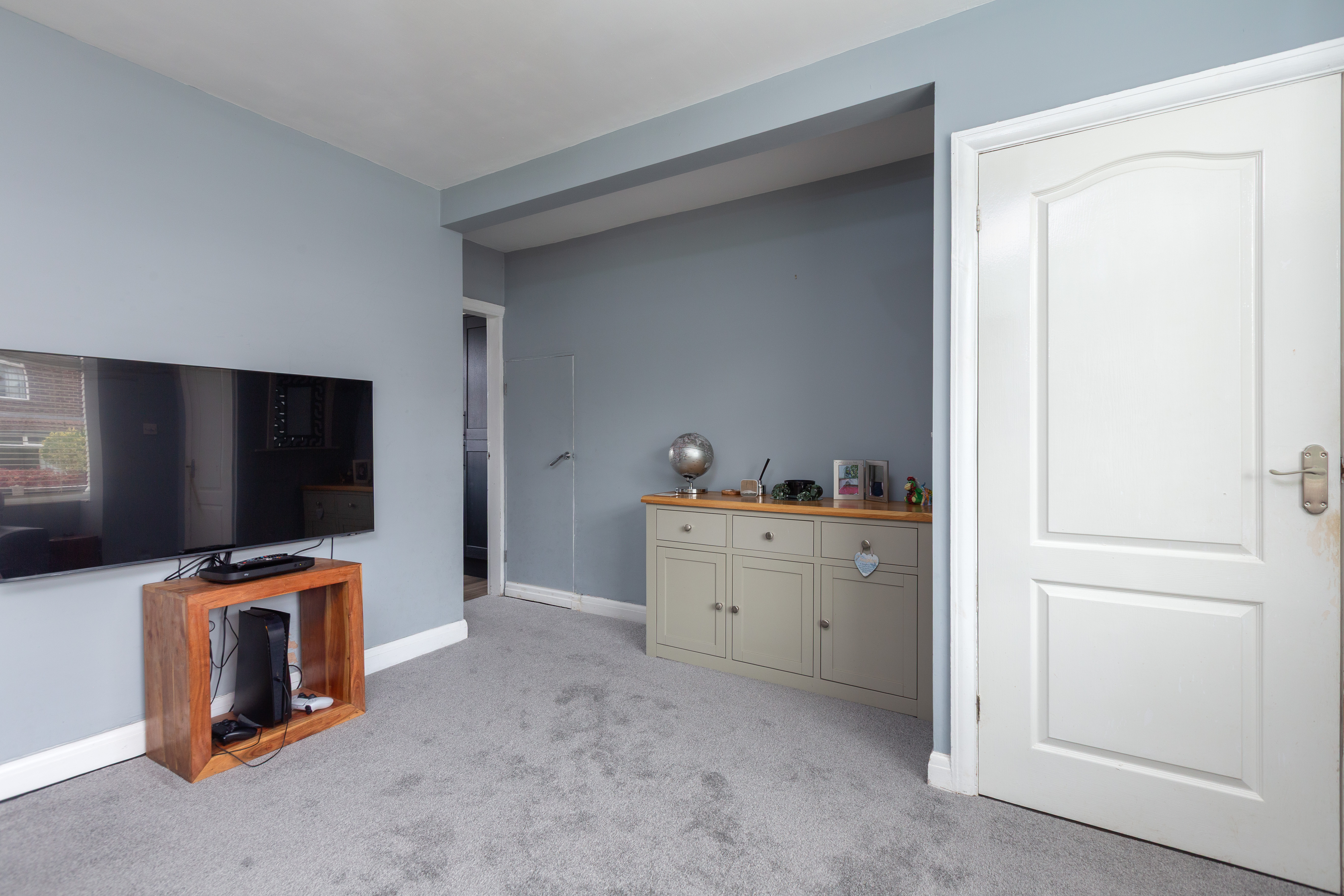 Kenwick Drive, Manchester - Image 8