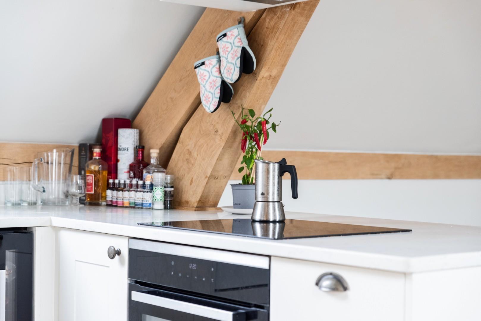 High Street, Marshfield - Image 7