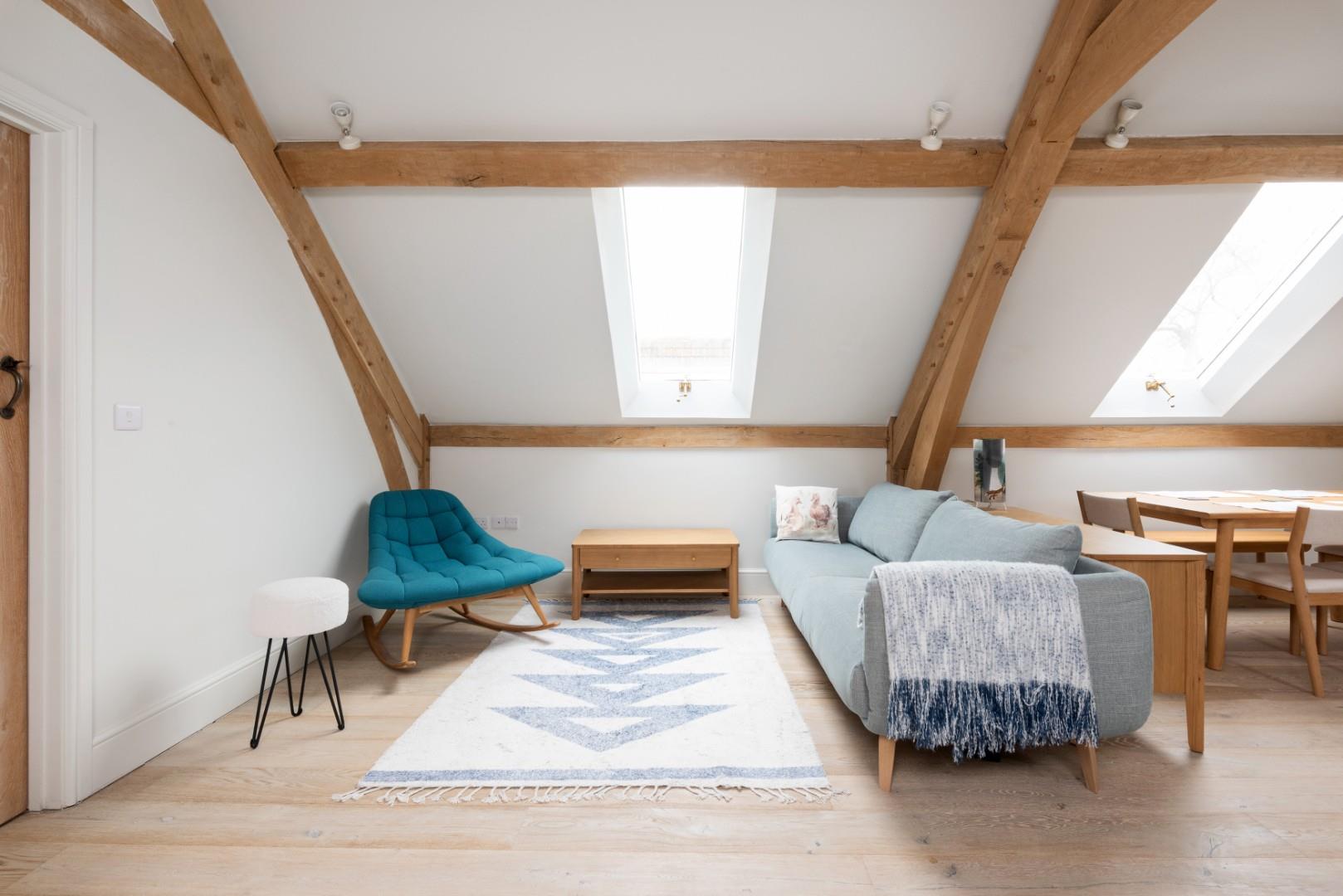 High Street, Marshfield - Image 10