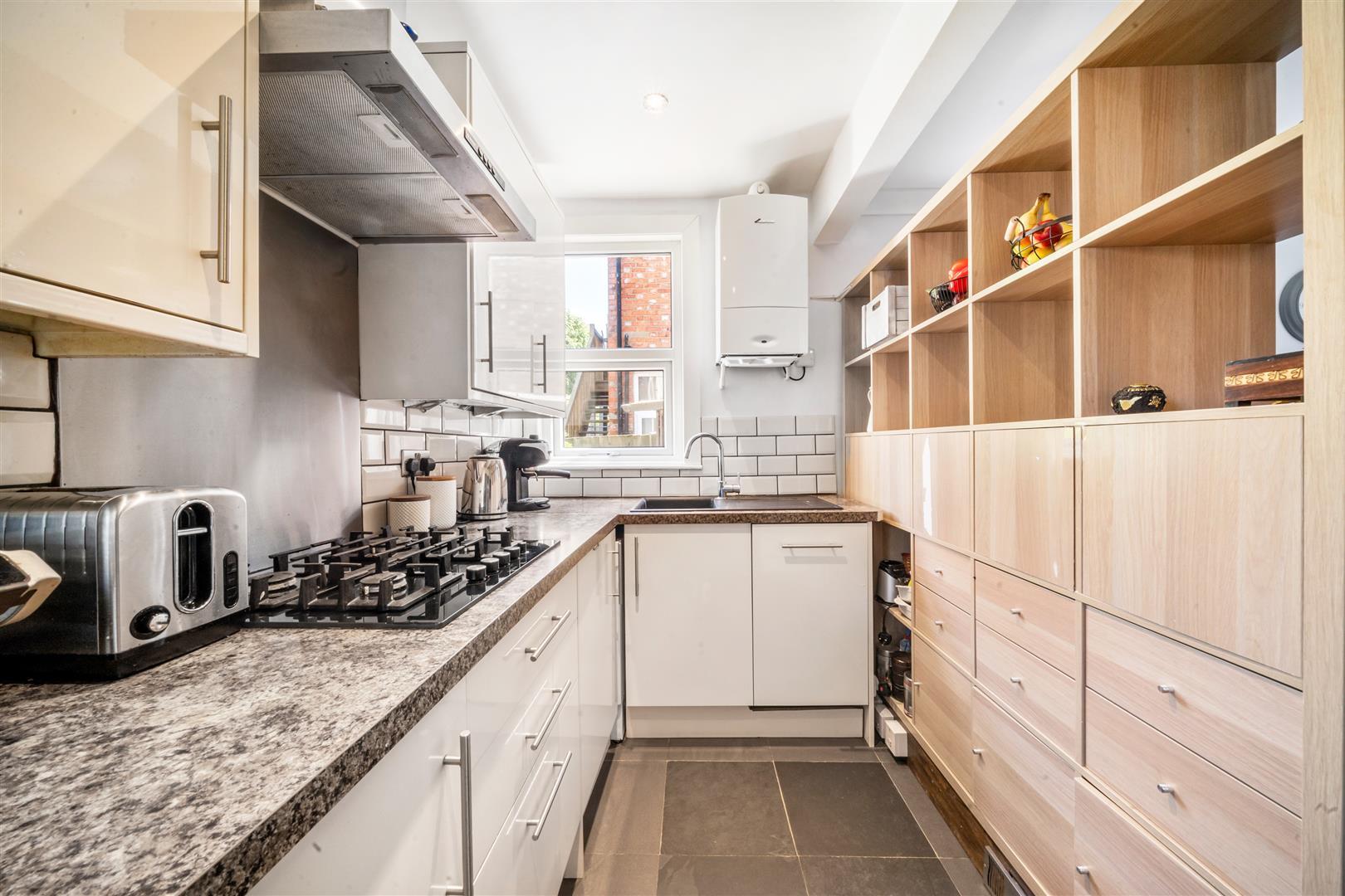 Kingston Road, Raynes Park - Image 2