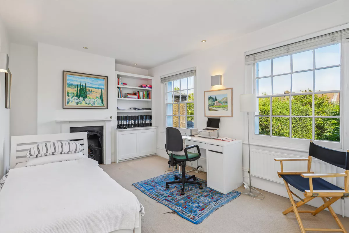 Palace Road, East Molesey - Image 11