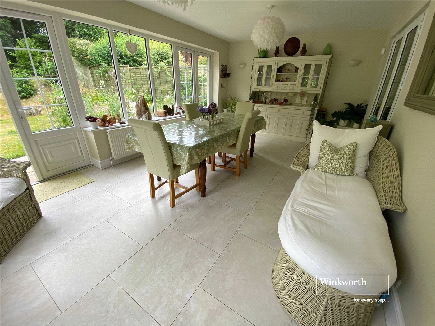 Shelley Close, Highcliffe - Image 8