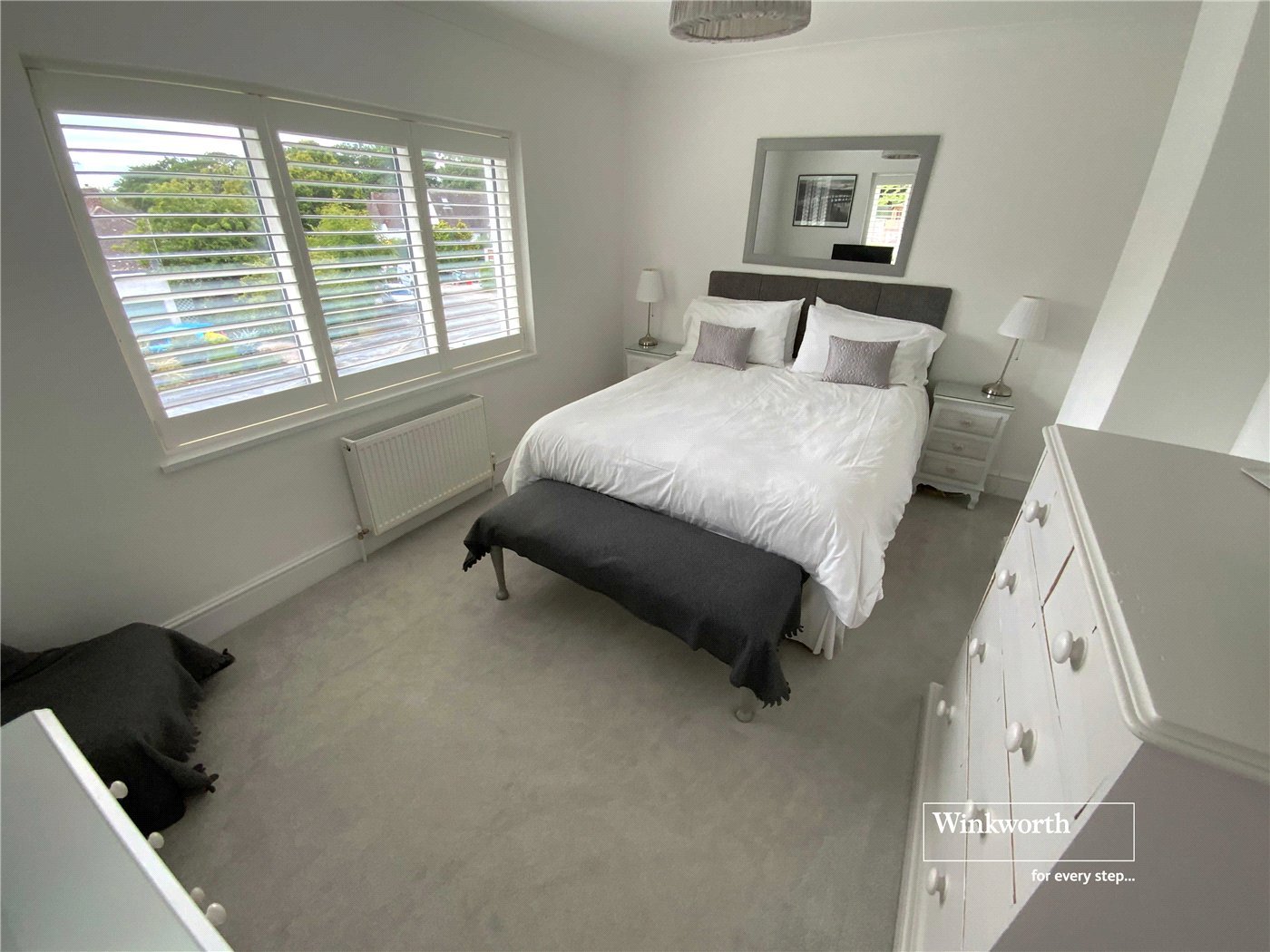 Shelley Close, Highcliffe - Image 11