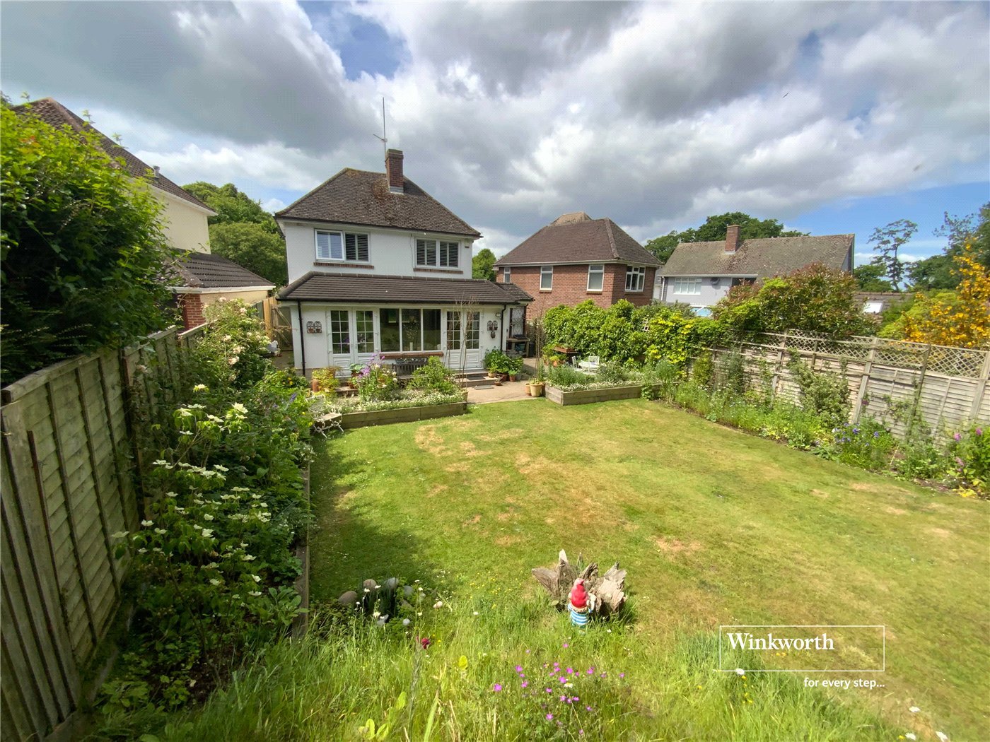 Shelley Close, Highcliffe - Image 16