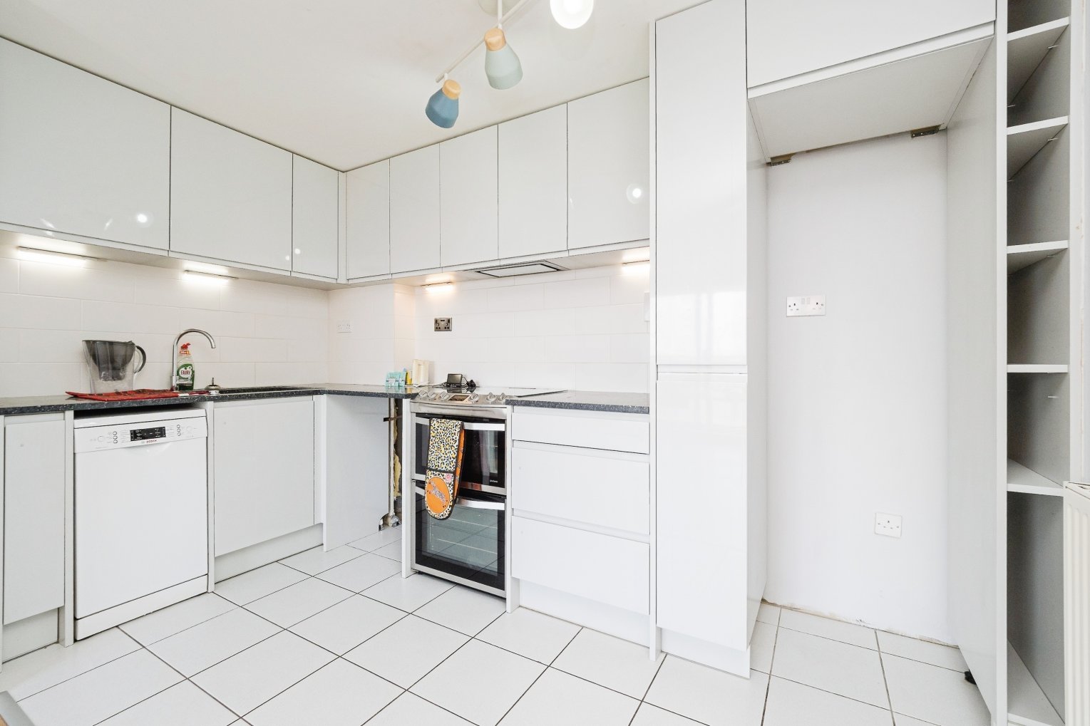 Flint Close, Forest Gate - Image 4