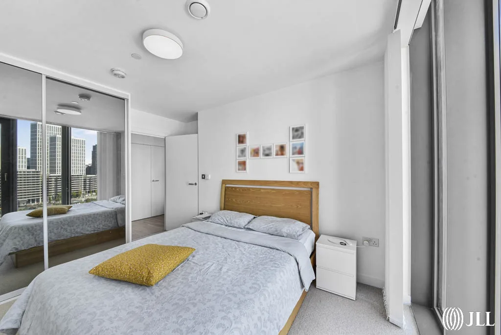 Stratosphere Tower, Great Eastern Road, London - Image 6