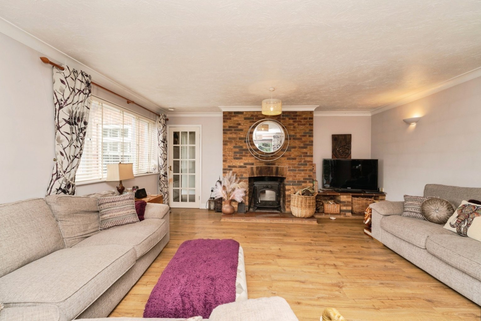 Copper Beech Close, Fakenham - Image 2