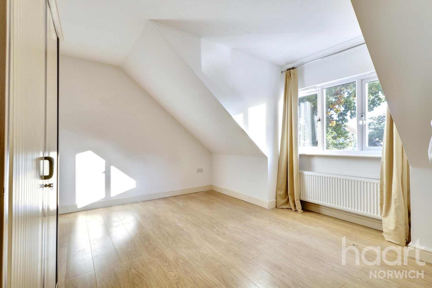 Cromer Road, Norwich - Image 15