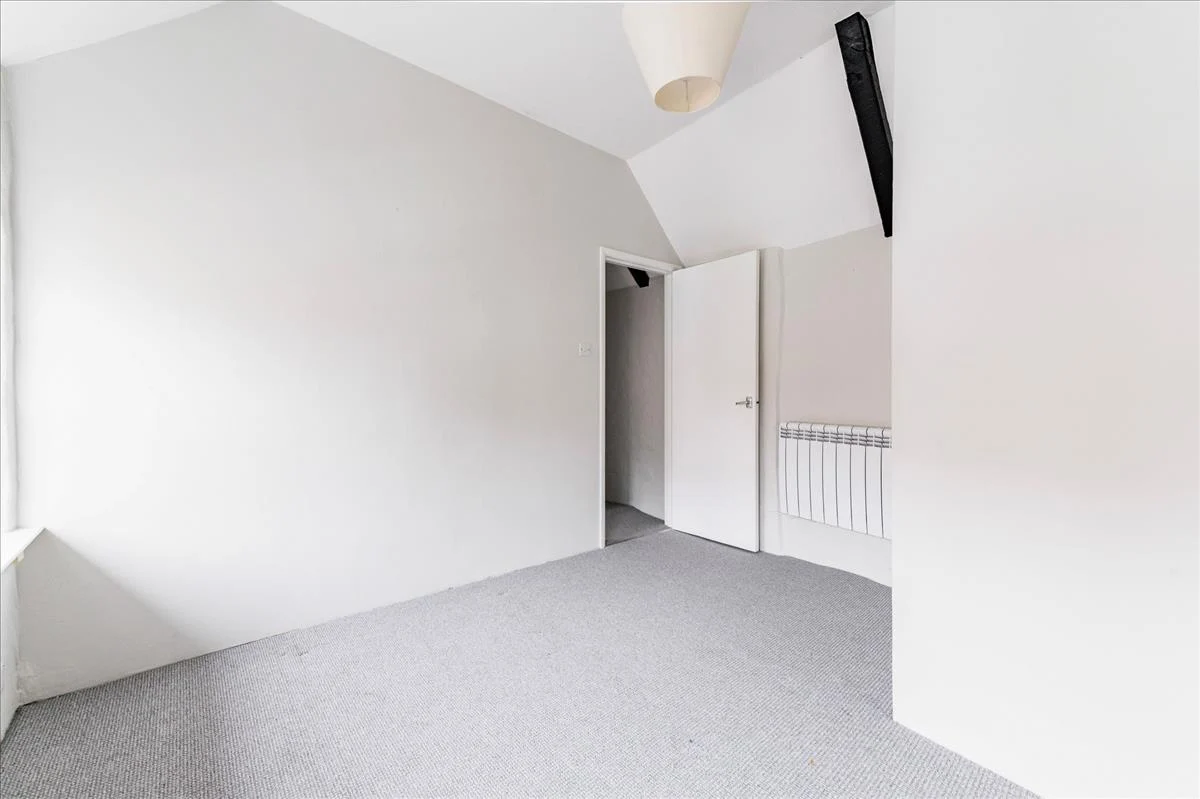 Friday Market Place, Walsingham - Image 7