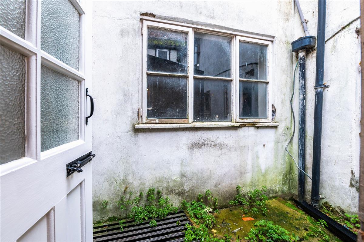 Friday Market Place, Walsingham - Image 12