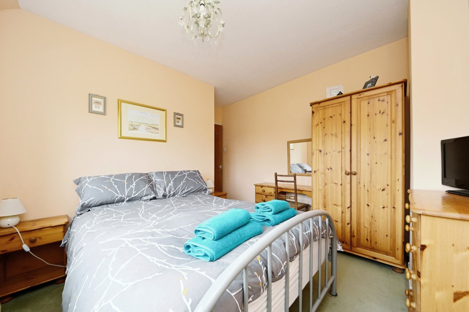 High Street, Hunstanton - Image 9