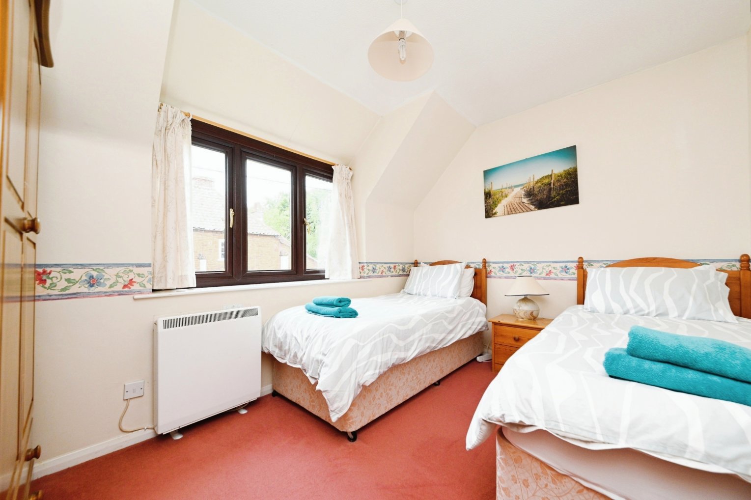 High Street, Hunstanton - Image 11