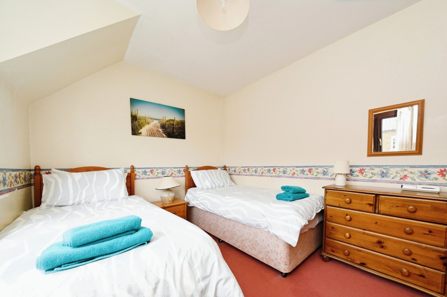 High Street, Hunstanton - Image 12