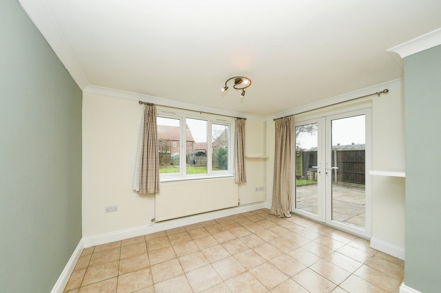 St. Nicholas Close, King's Lynn - Image 9