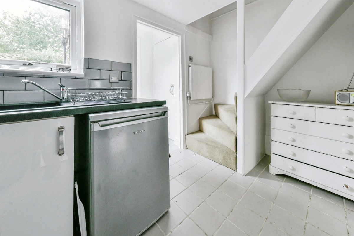 West Lane, Hitchin - Image 18