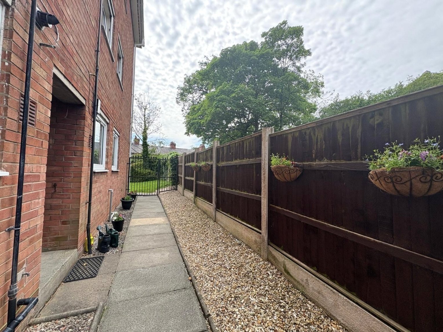 Warrington Road, Prescot - Image 12