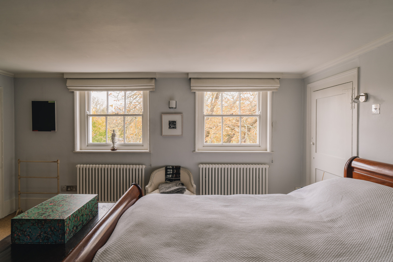 Kew Green, Kew - Image 15