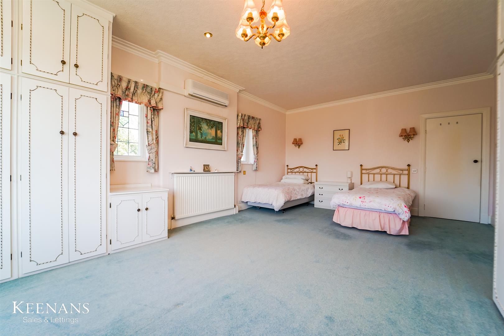 Bury Road, Rawtenstall - Image 14