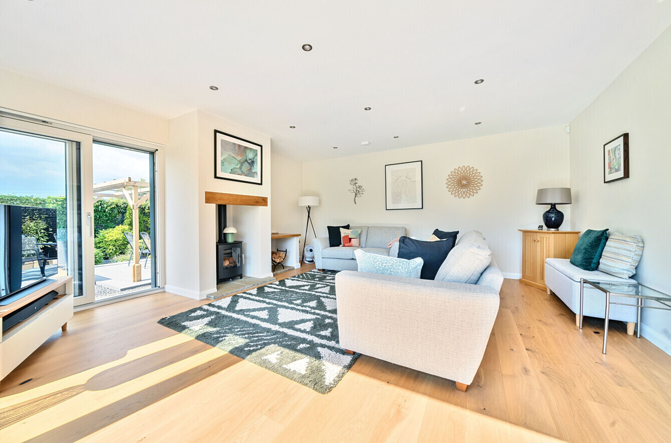 Glastonbury Road, West Pennard - Image 2