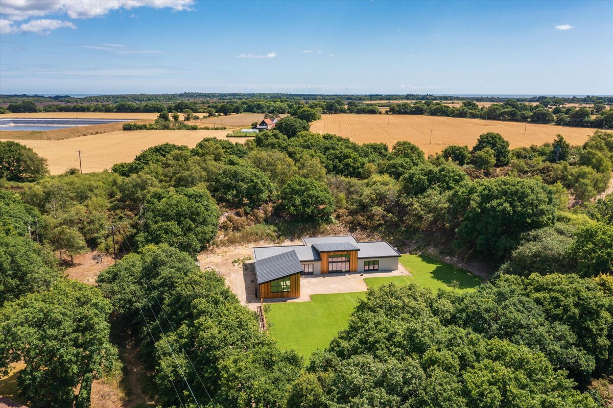 Bakers Lane, Saxmundham - Image 13