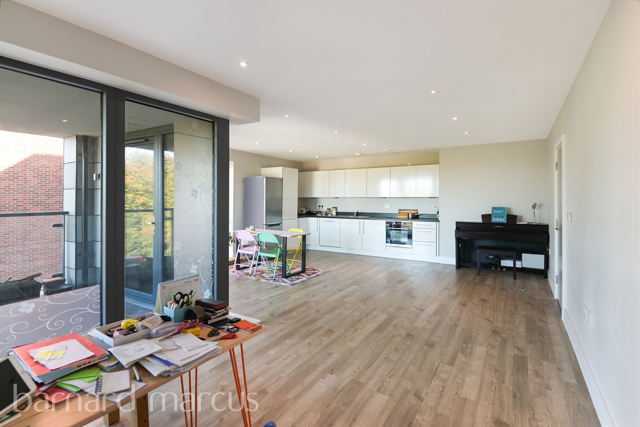 High Street, Sutton - Image 6