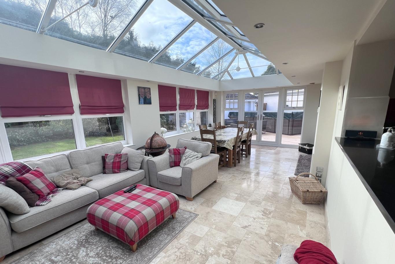 Beechwood Road, Ferndown - Image 6