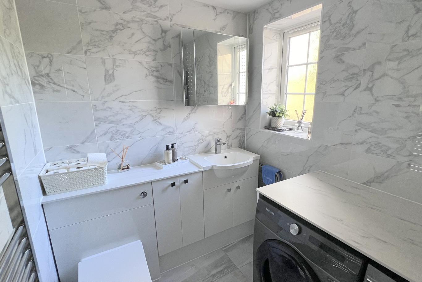 Beechwood Road, Ferndown - Image 10