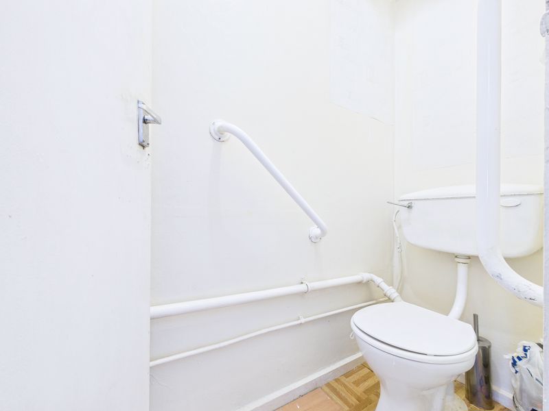 Verbena Close, South Ockendon - Image 8