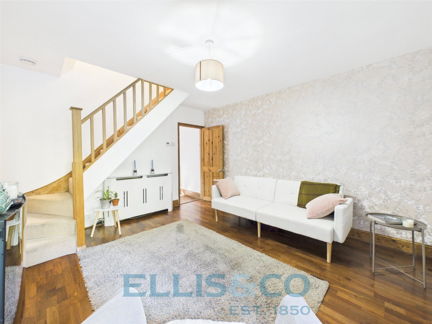 Vale Road, Tonbridge - Image 4