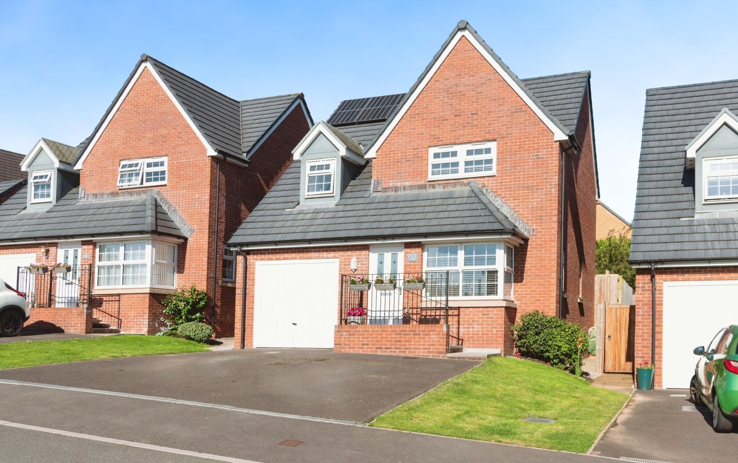 Lle Eirlys, Cwmbran - Image 1