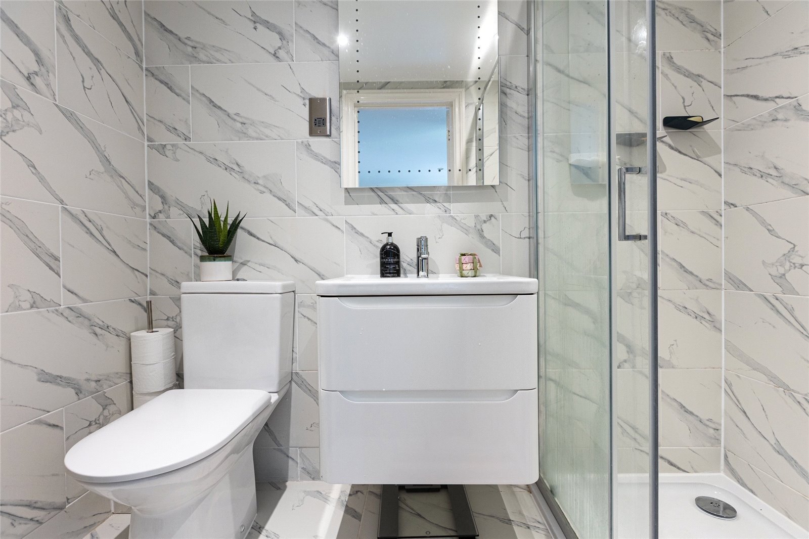 Dacre Gardens, Upper Beeding - Image 18