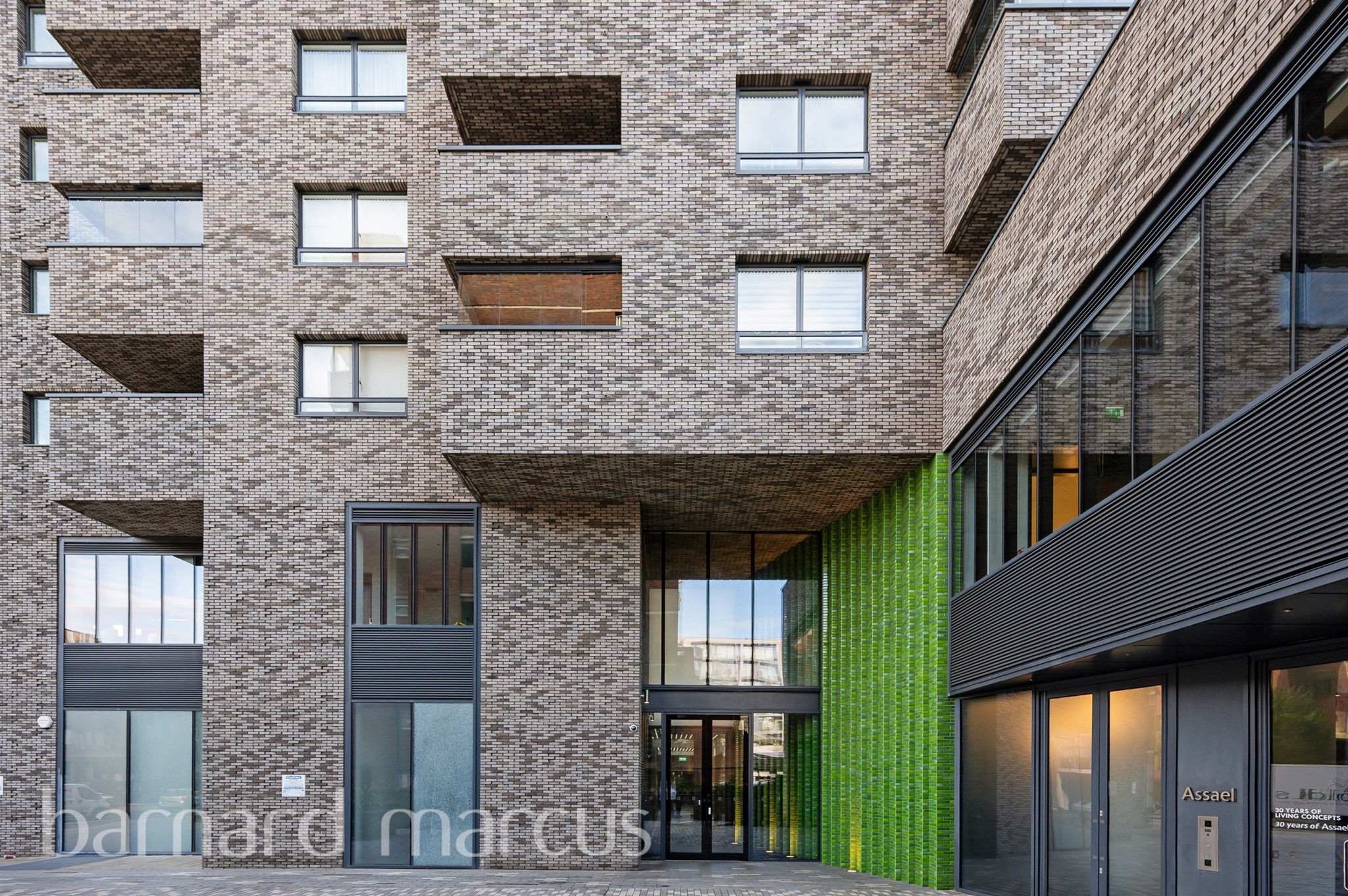 Upper Richmond Road, Putney - Image 10