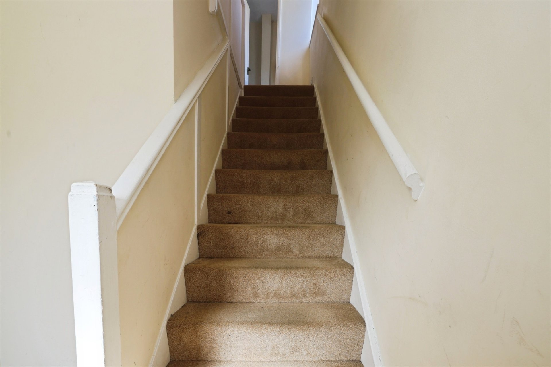 Meadow Road, Salisbury - Image 2