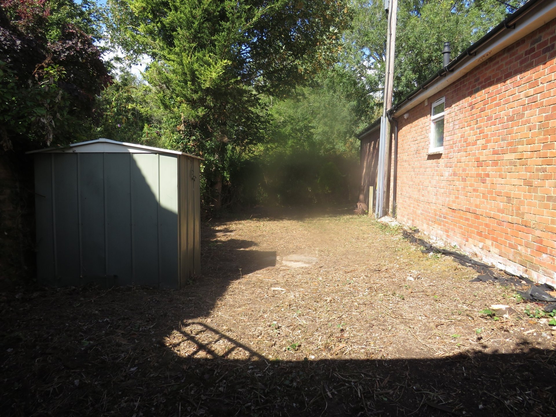 Meadow Road, Salisbury - Image 12