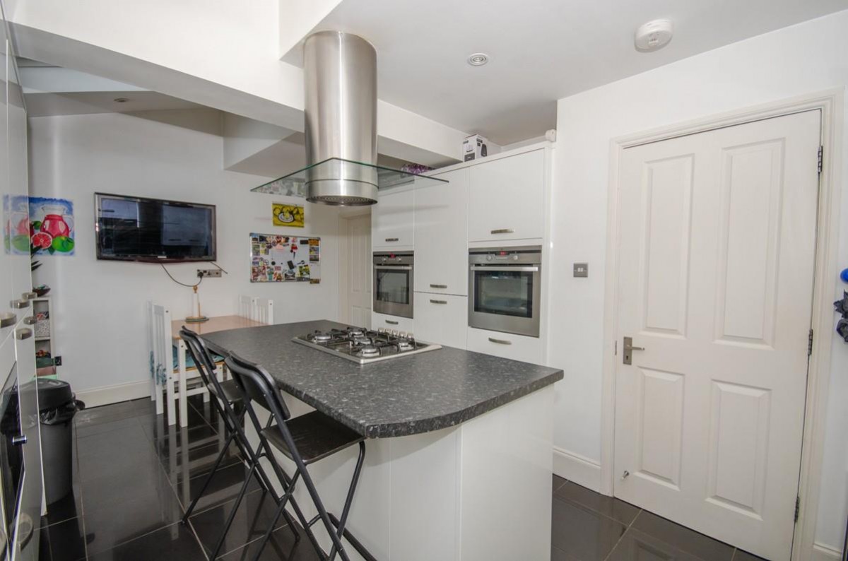 Bromley Heath Road, Bristol - Image 6