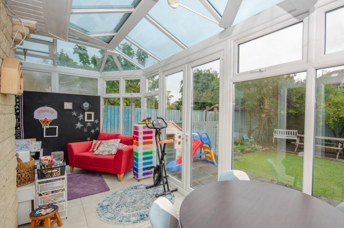 Bromley Heath Road, Bristol - Image 11