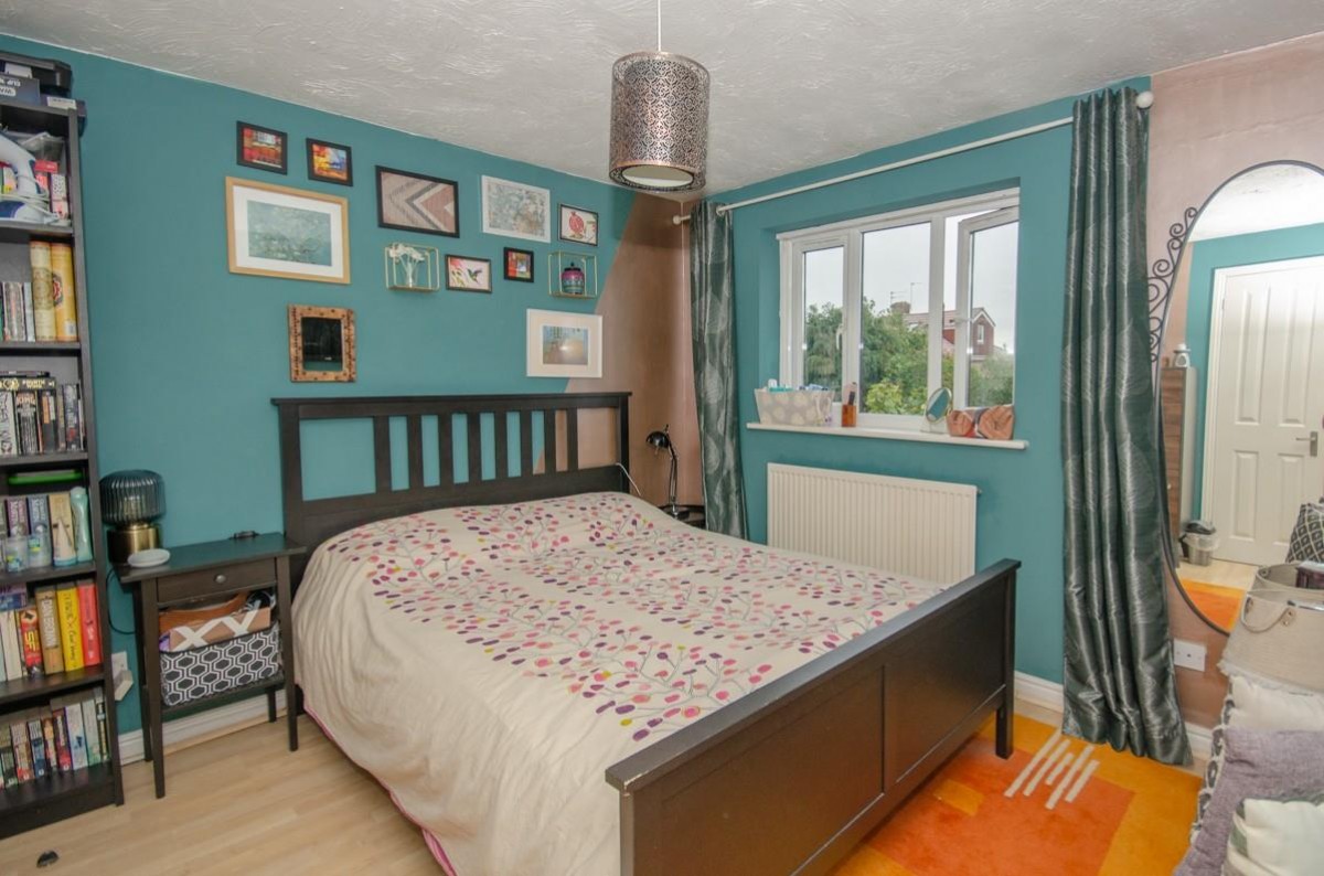 Bromley Heath Road, Bristol - Image 14