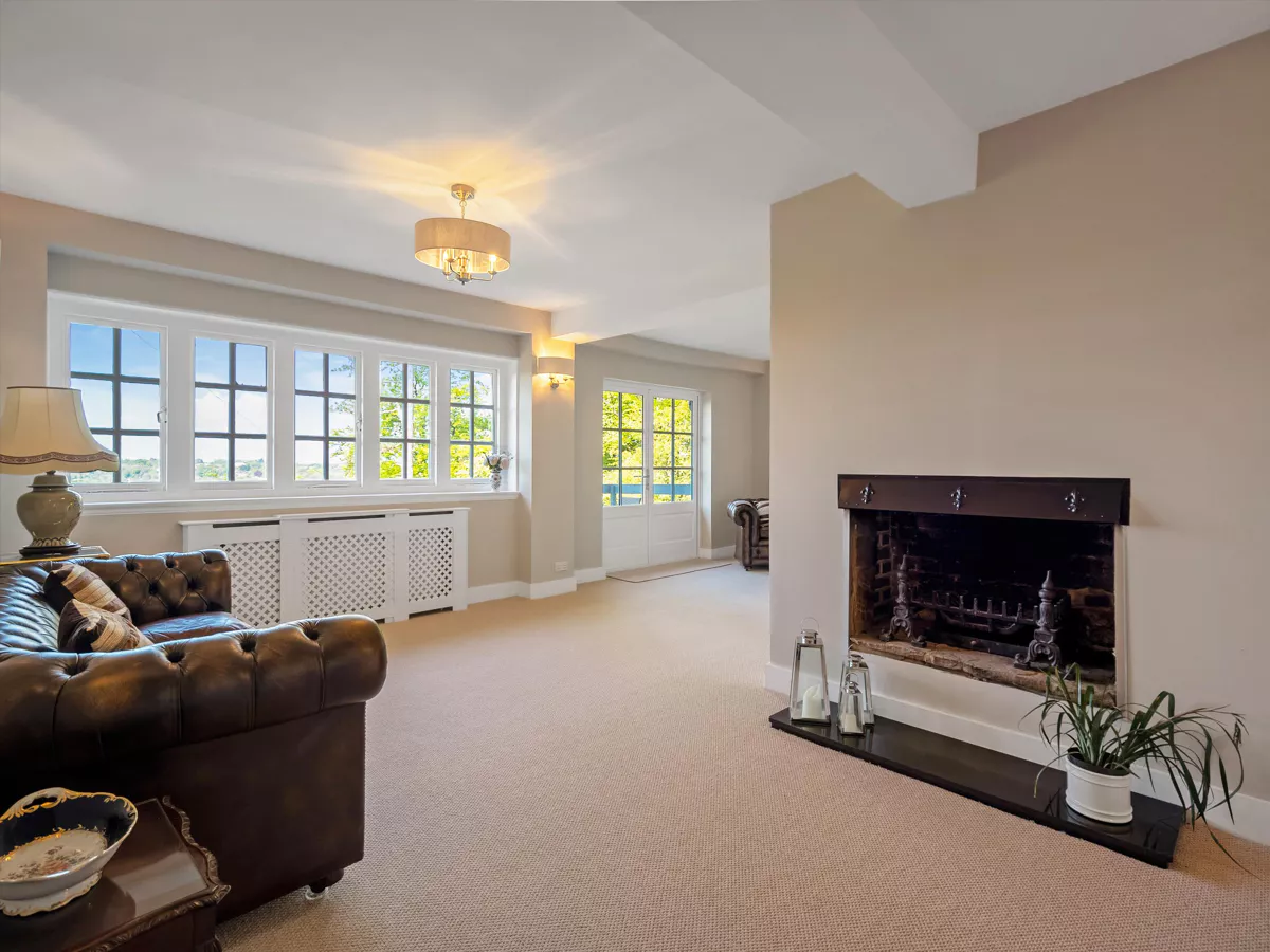 Camp Road, Caterham - Image 6