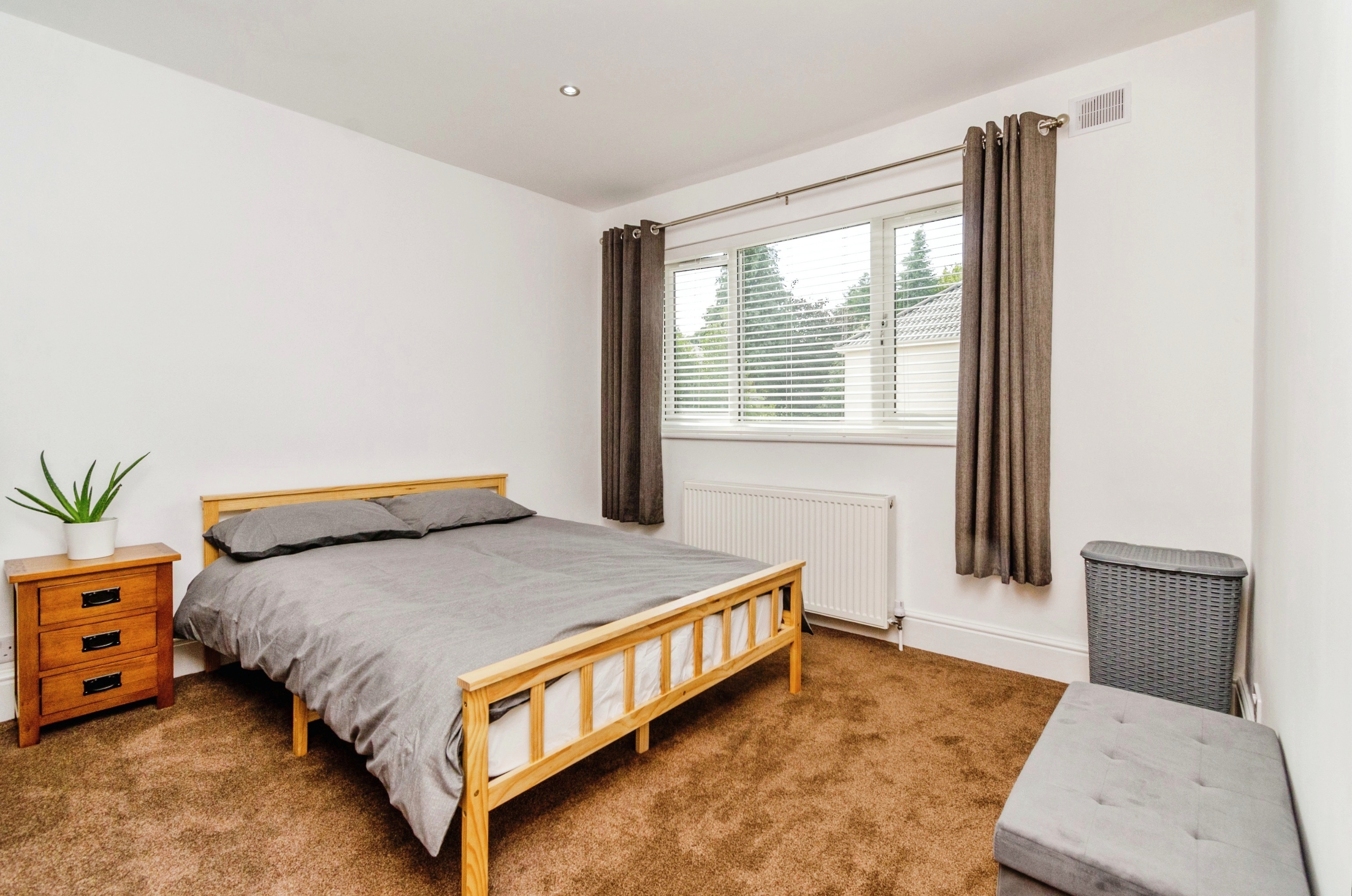 Aldersley Road, Wolverhampton - Image 12