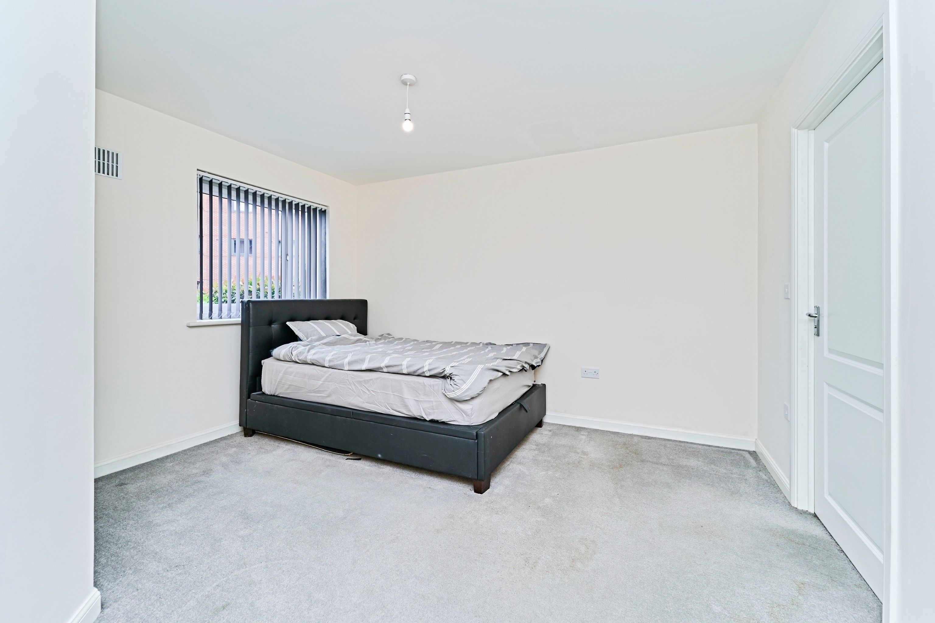 Broad Gauge Way, Wolverhampton - Image 14