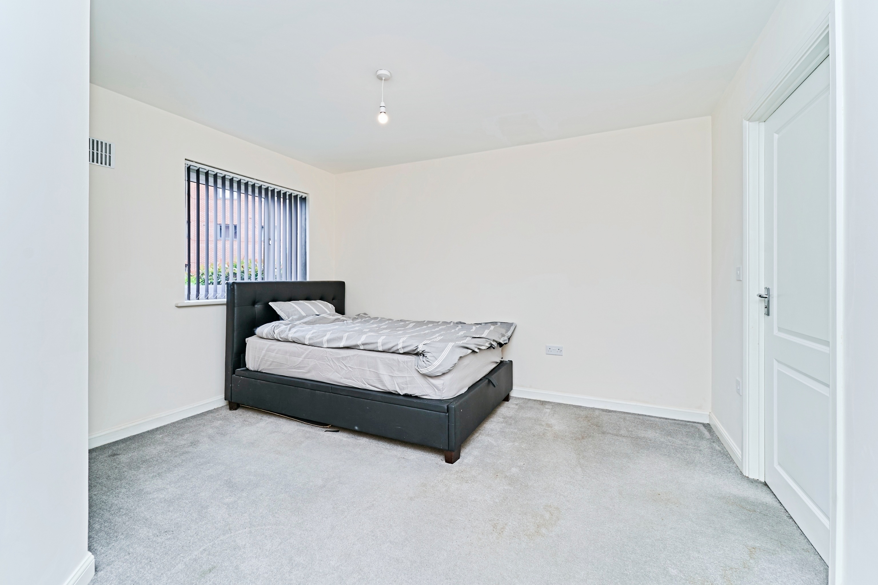 Broad Gauge Way, Wolverhampton - Image 15