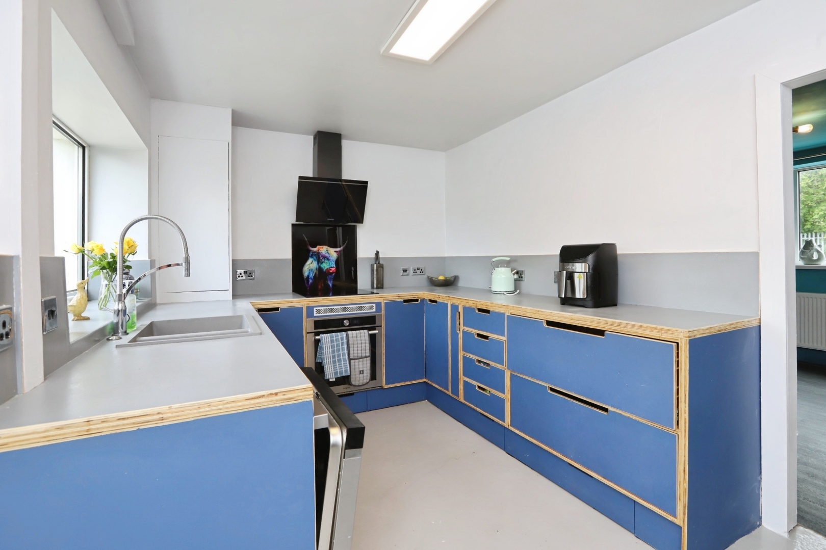 Park Road, Wrexham - Image 3