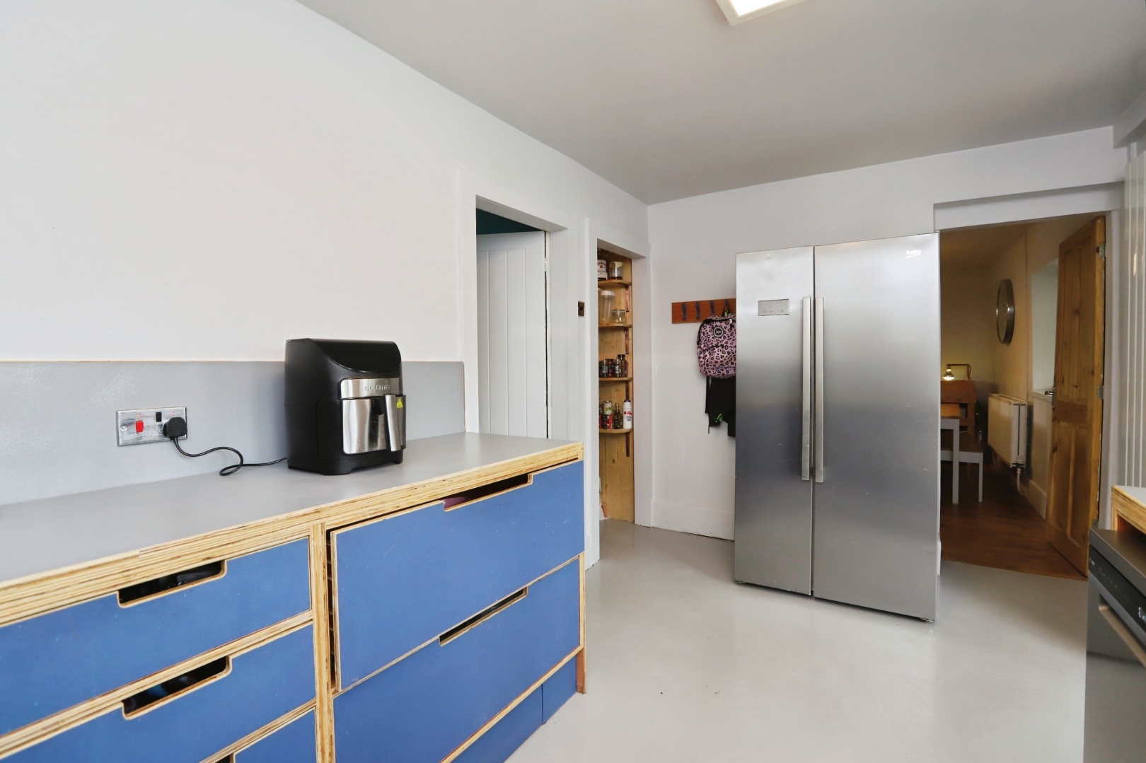 Park Road, Wrexham - Image 4