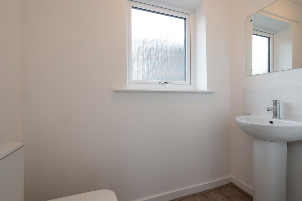 3 bedroom house at The Gateway - Image 16