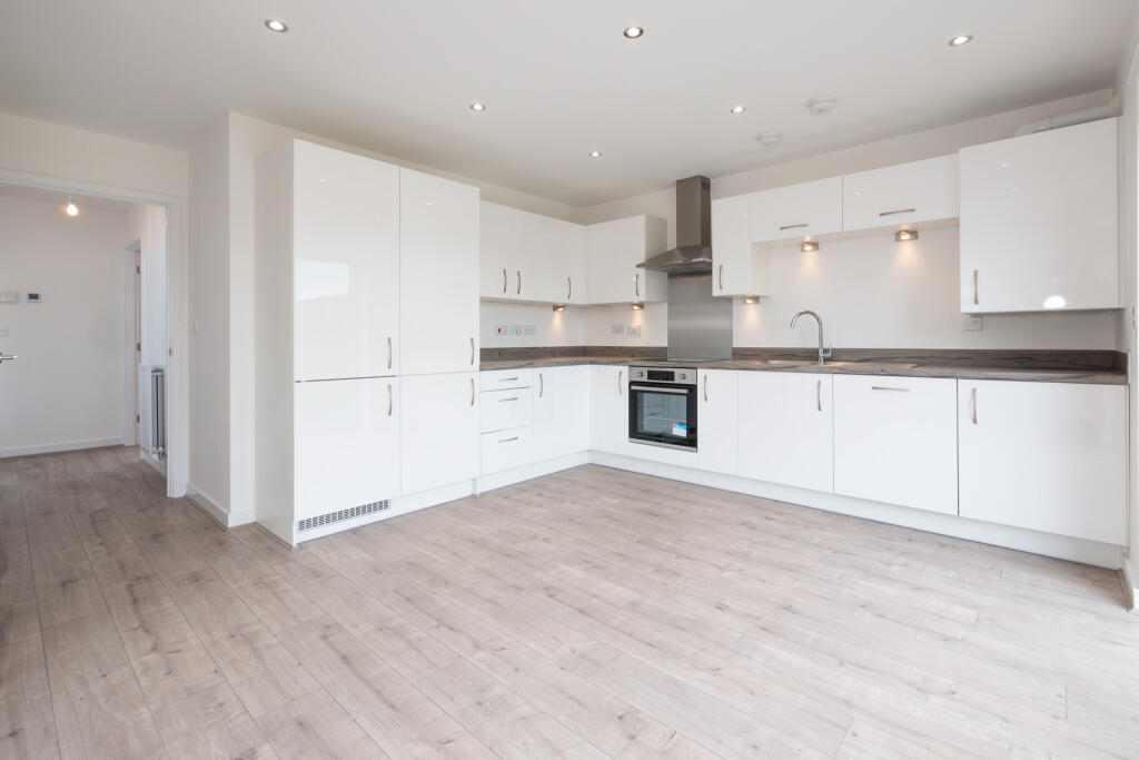 3 bedroom house at The Gateway - Image 19